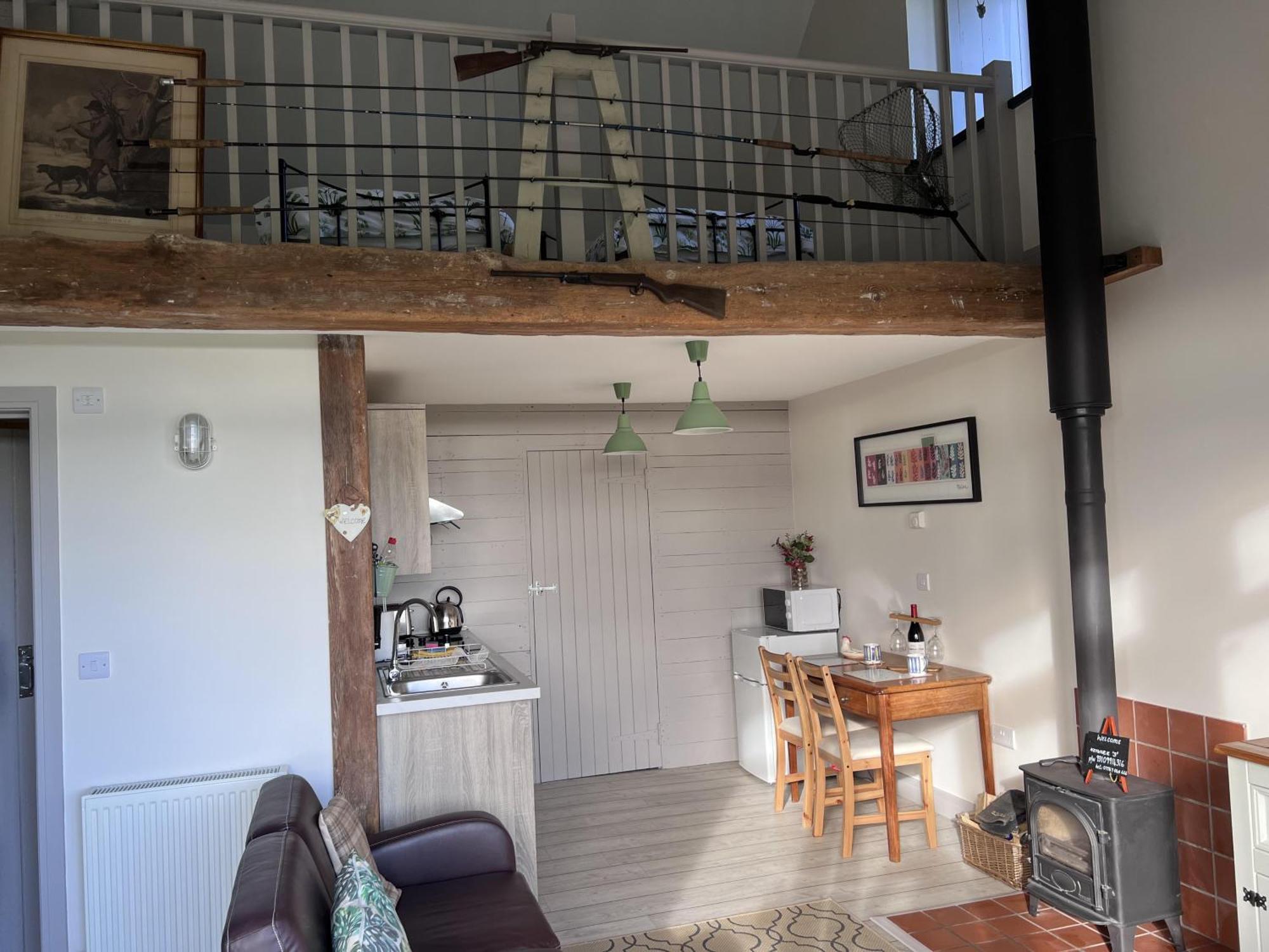 Poachers Hut - Captivating 1-Bed Cottage Shorwell Kültér fotó